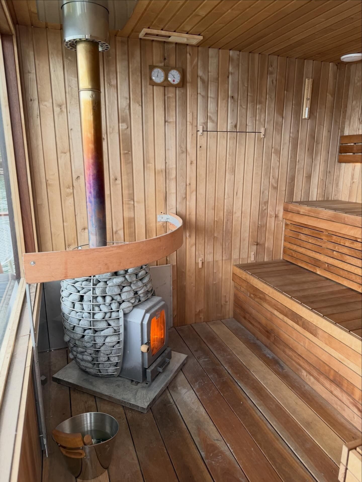 Sydney Harbour Floating Sauna: Cedar Sauna & Cold Plunge Cruise photo 1