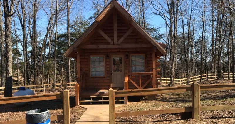 Cozy Log Cabin Stays at Hawk Pride Mountain Offroad