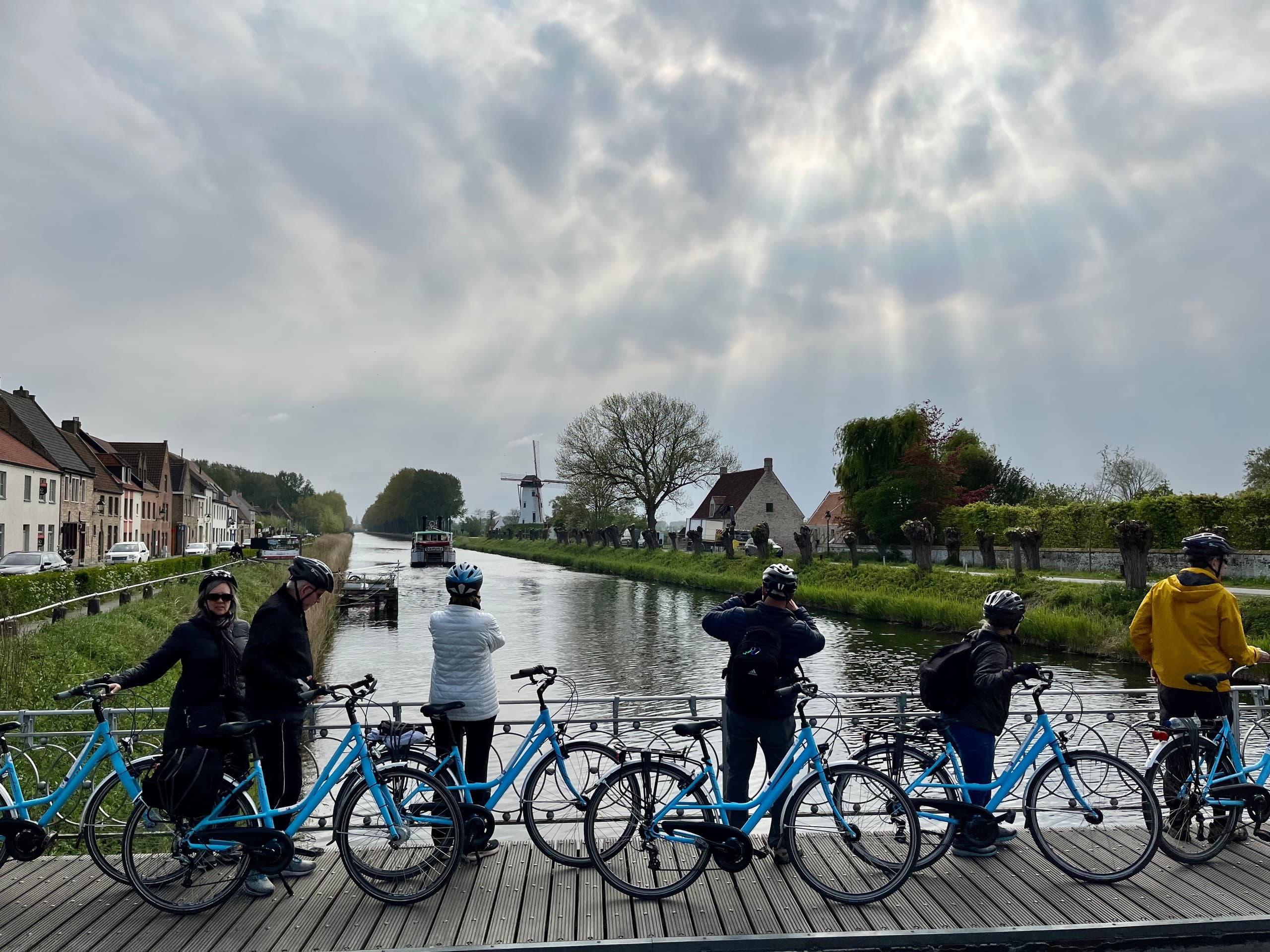Bike Tour of Brugge with Quasimundo Bike Tours