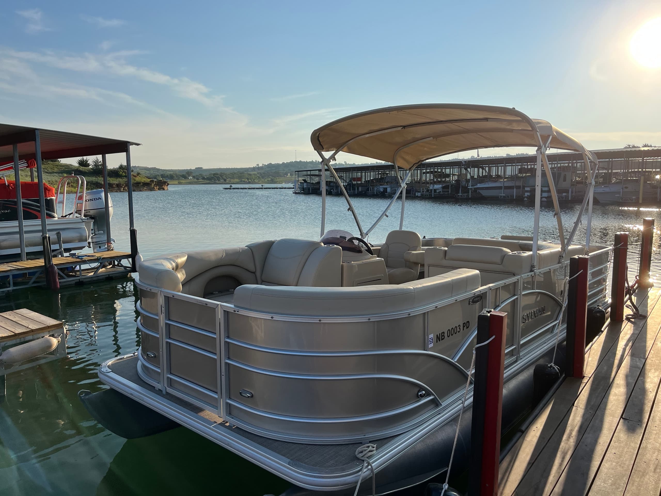 Explore Sylvan Grove by Boat with Happy Sheila Adventure
