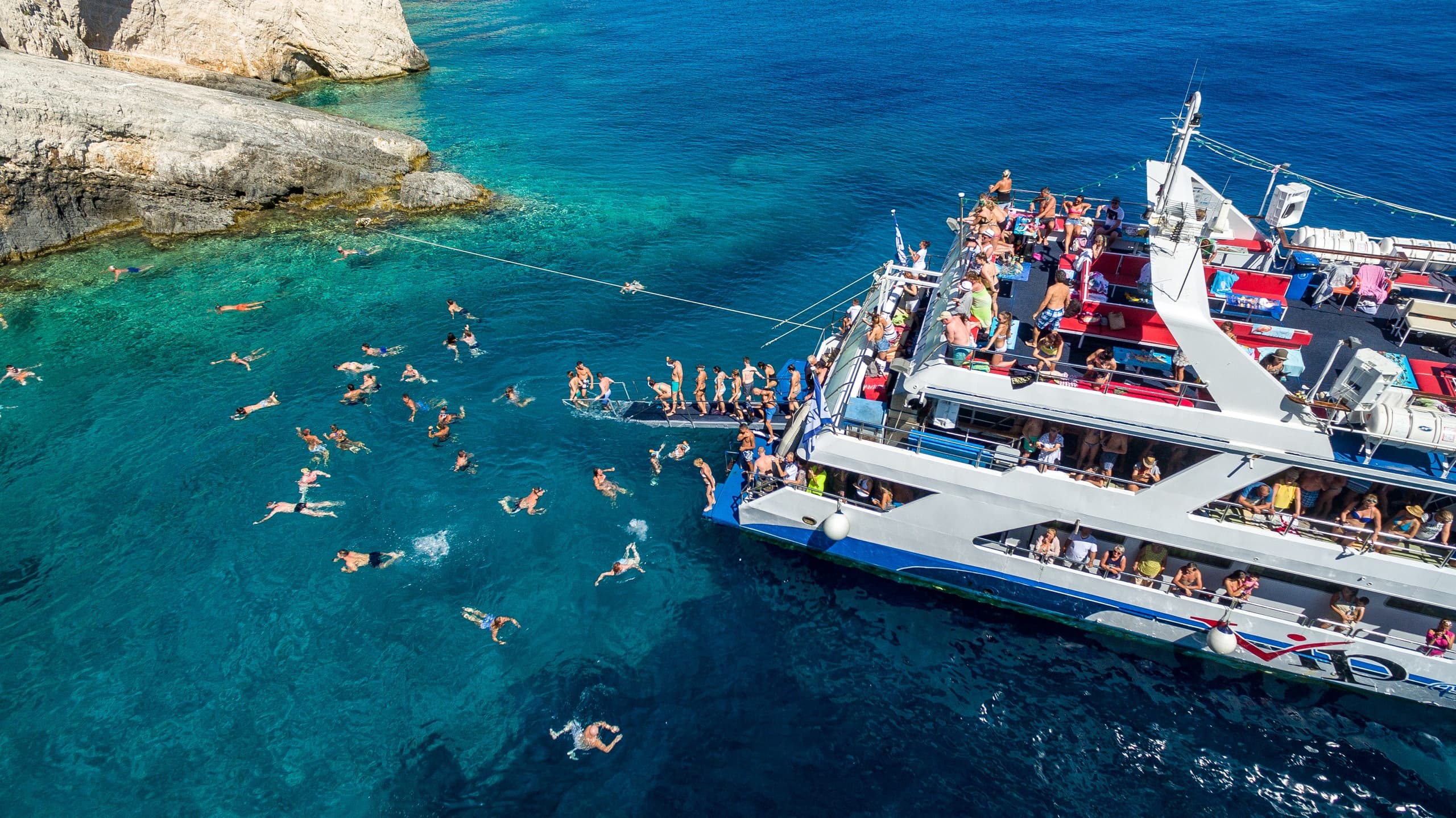 IONIAN K&S CRUISES NE team