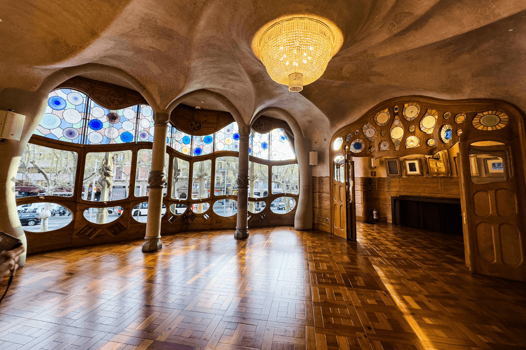 Inside Gaudí's Casa Batlló: Private Guided Tour on Passeig de Gràcia photo 1