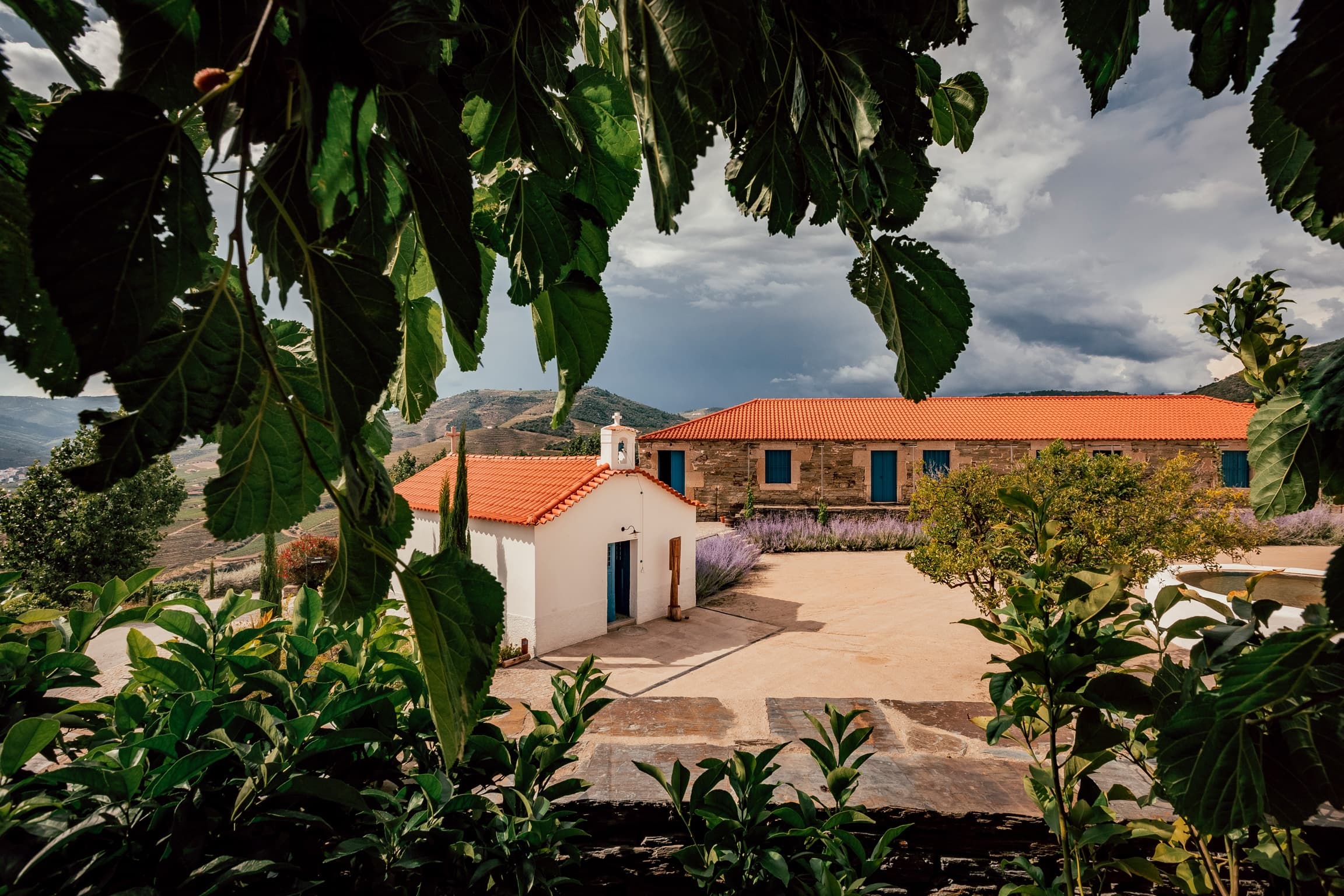 Traditional Quinta farmhouse with courtyard and valley view