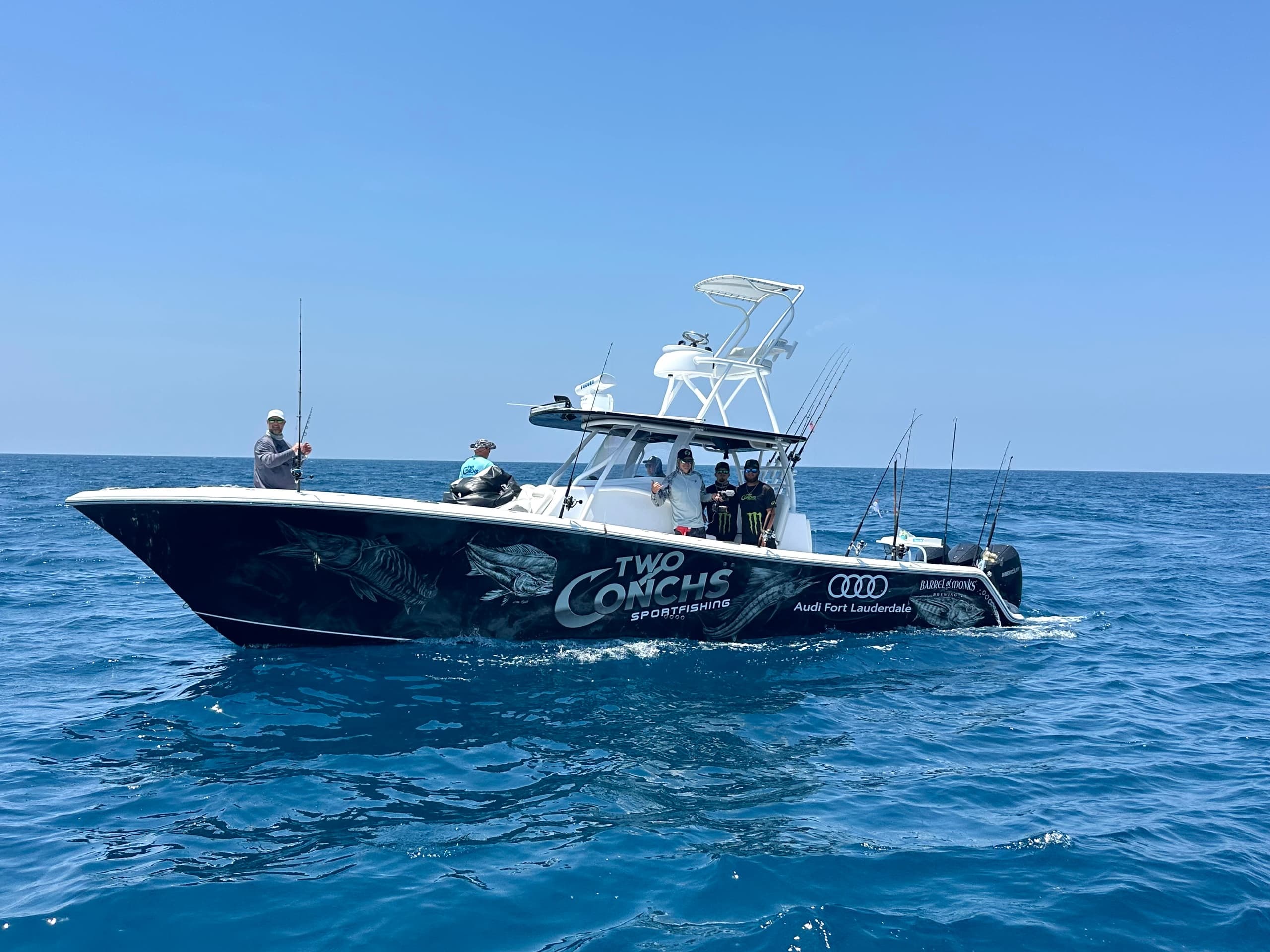 Powerboat Adventure with Two Conchs in Marathon