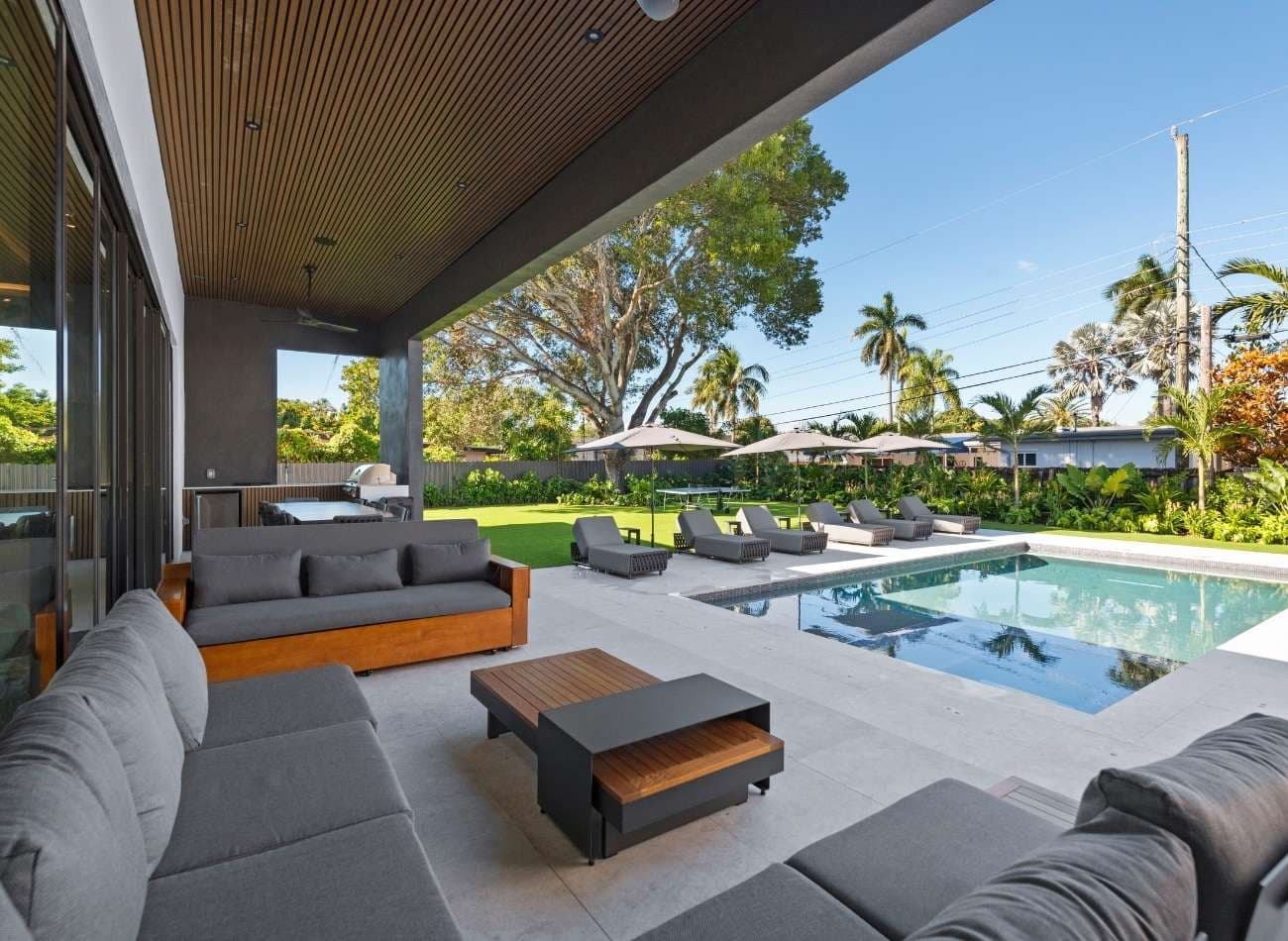 VILLA RUBY: Private 9-Bedroom Miami Estate with Pool & Spa photo 1