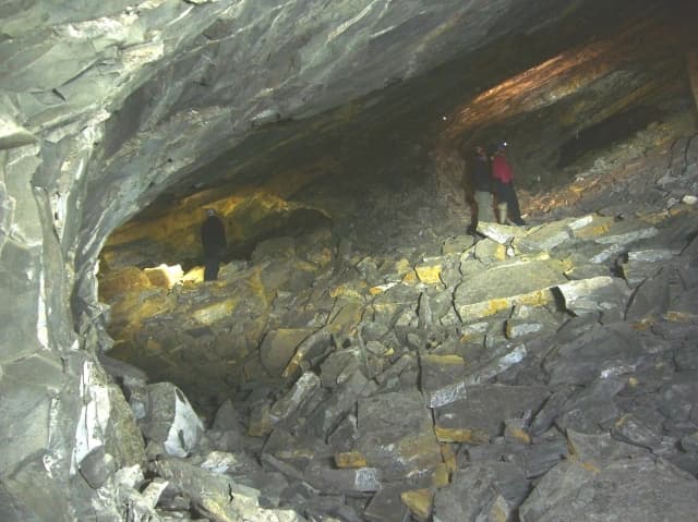 Underground Adventure at Cueva en Esporles with Outbound Mallorca