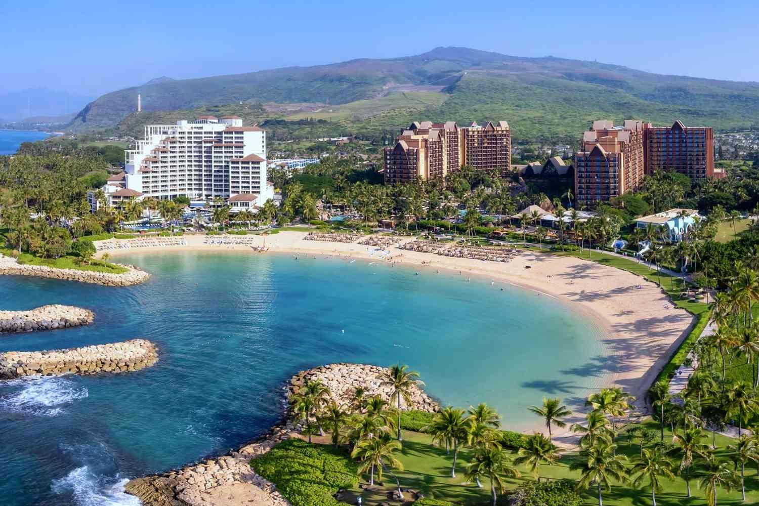 Water Activities & Transportation with Kanoa Transportation in Honolulu
