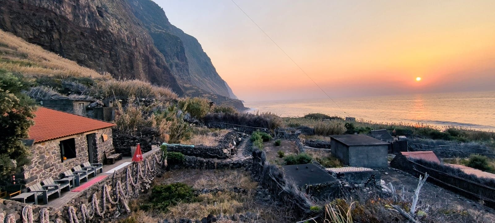 Achadas da Cruz Jeep Tour: Cable Car to Calhau das Achadas & Private Palheiro Lunch