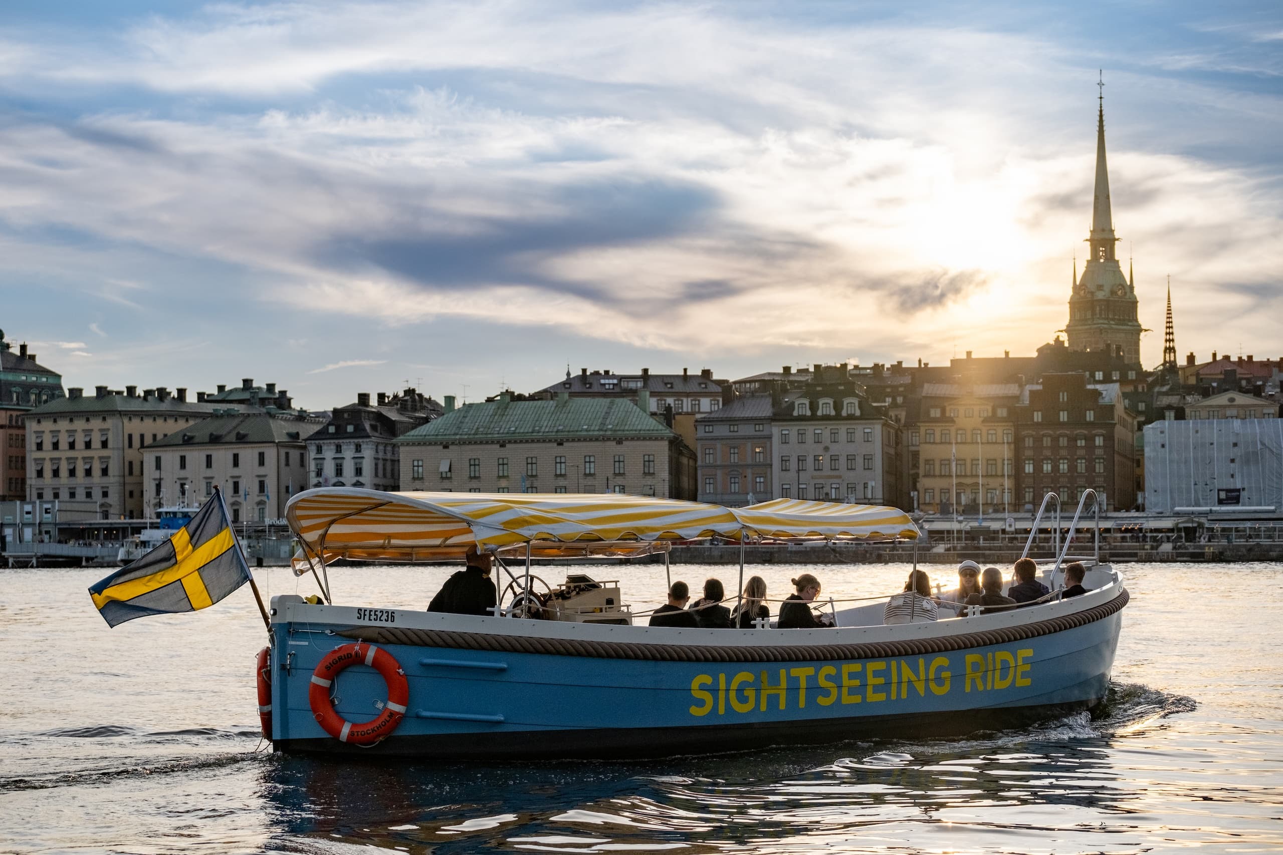 Outdoor Adventures with Stockholmania Tours