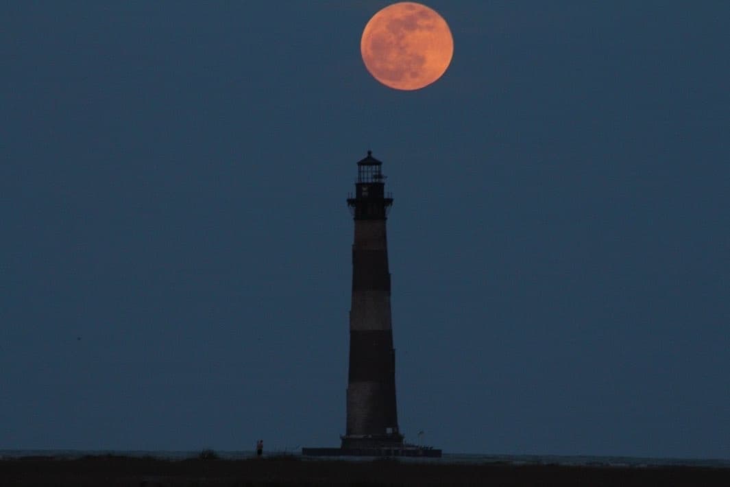 Full Moon Boat Cruise with Charleston Outdoor Adventures
