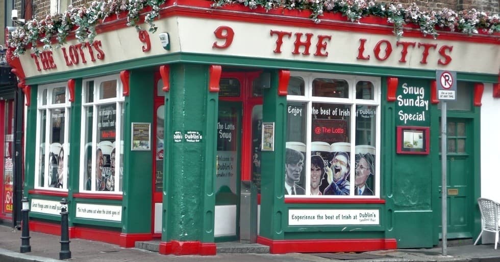 City & Coast Adventure: Dublin Highlights with Guinness at Castles