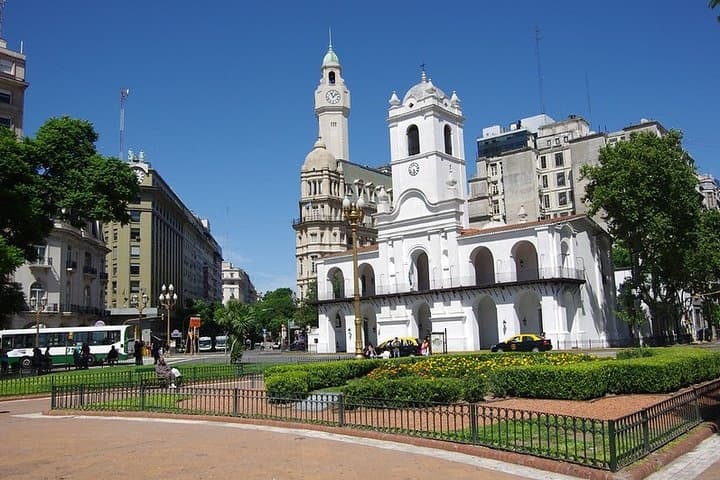 Urban Adventure: Buenos Aires City Tour & Puerto Madero Dining