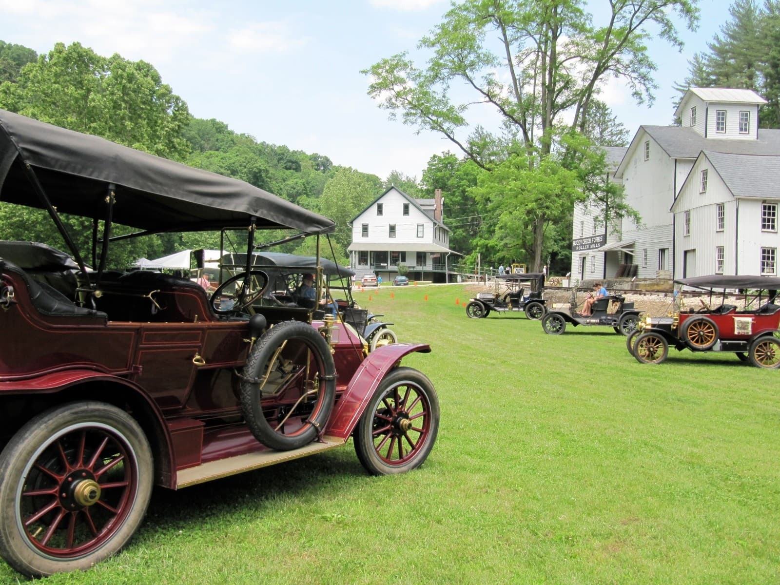 Ride Antique Motorcars on the Ma and Pa Railroad Through Muddy Creek Valley