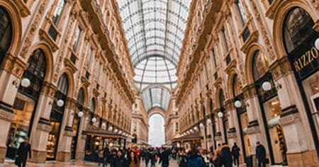 Historic Walking Tour of Milan’s Iconic Monuments