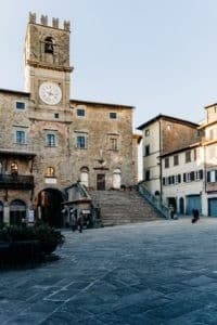 From Arezzo to Cortona: Private Day Tour of Frescoes, Fortresses and Hilltop Views