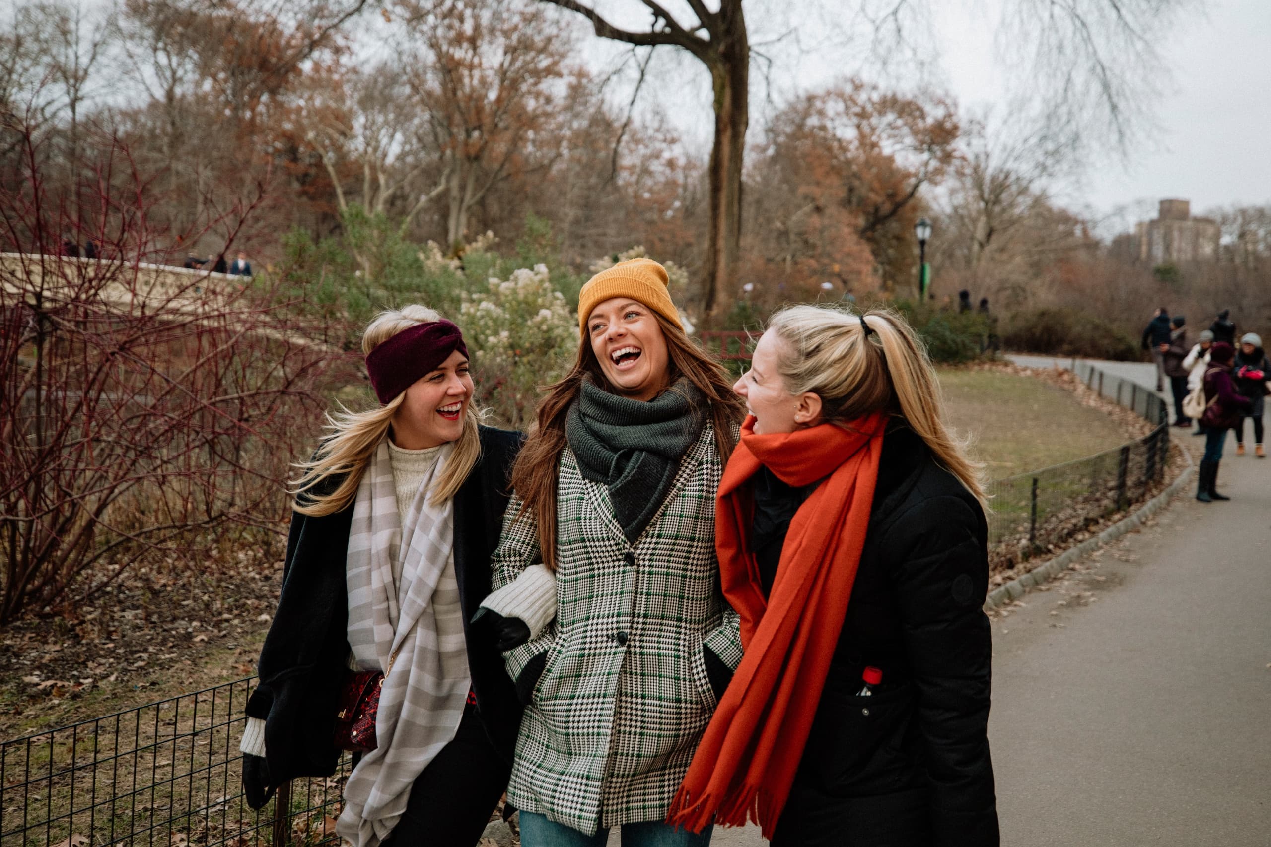 Cinematic Central Park Photoshoot: Private 30-Minute Session in NYC