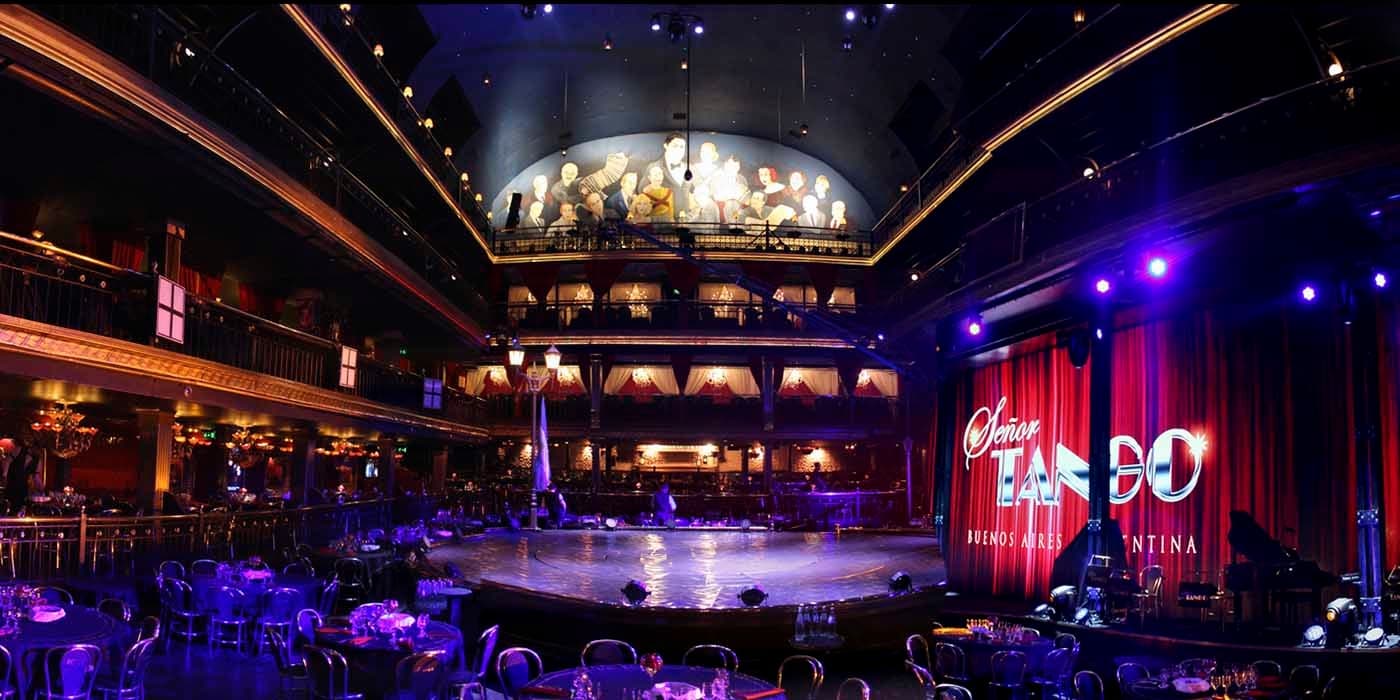 Evening of Fire and Elegance: Sr. Tango Dinner & Show in Buenos Aires
