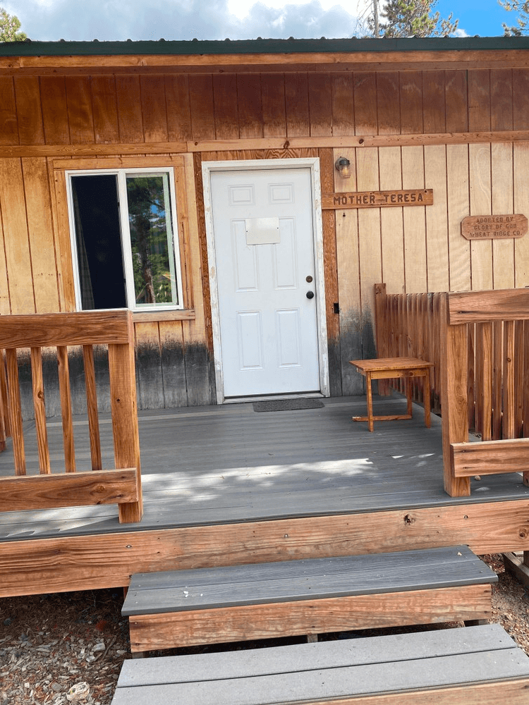 Rustic Rocky Mountain Getaway at Sky Ranch, Bellvue