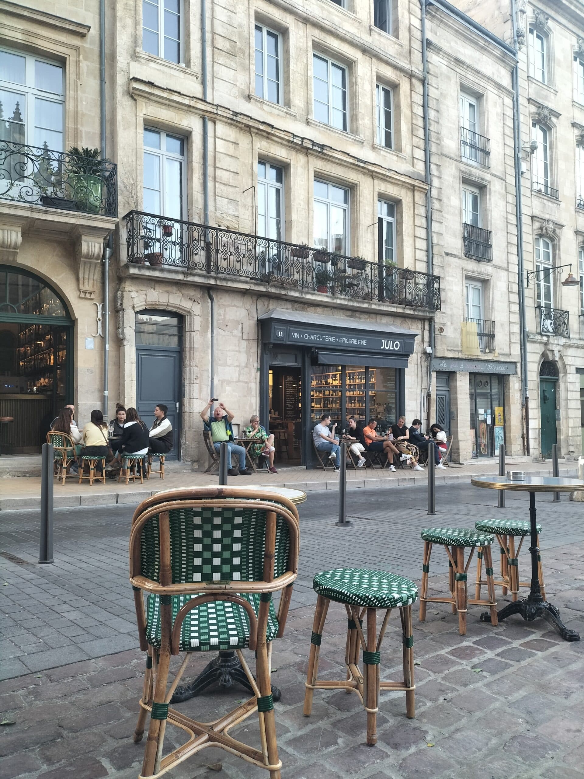 Bordeaux City Walks with Sudouest Way