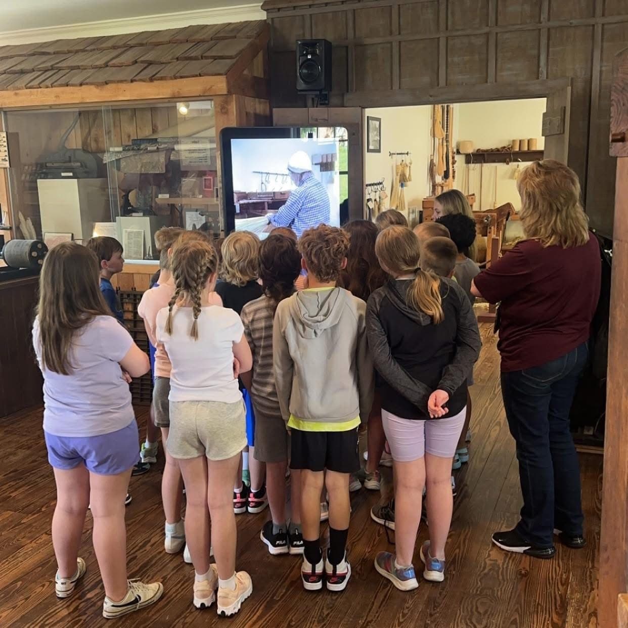 Water Activities & Educational Tours at Historic Roscoe Village