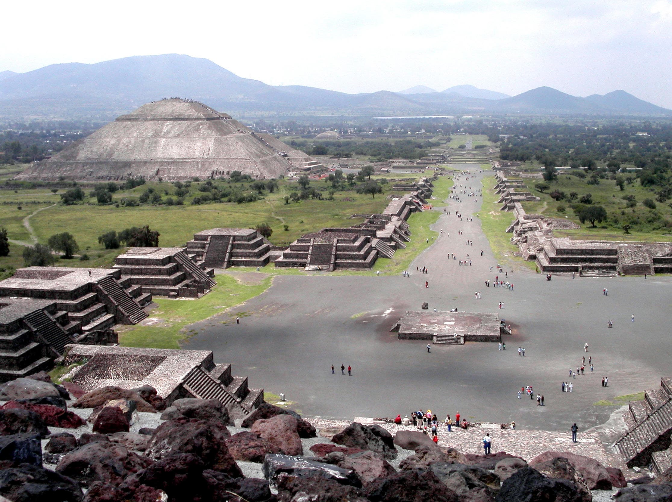 Day Tour to Teotihuacan & Guadalupe with Interliv Travel