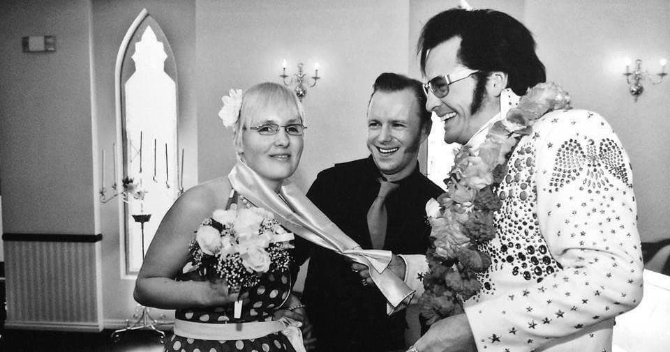 Elvis Wedding Experience at A Special Memory Wedding Chapel