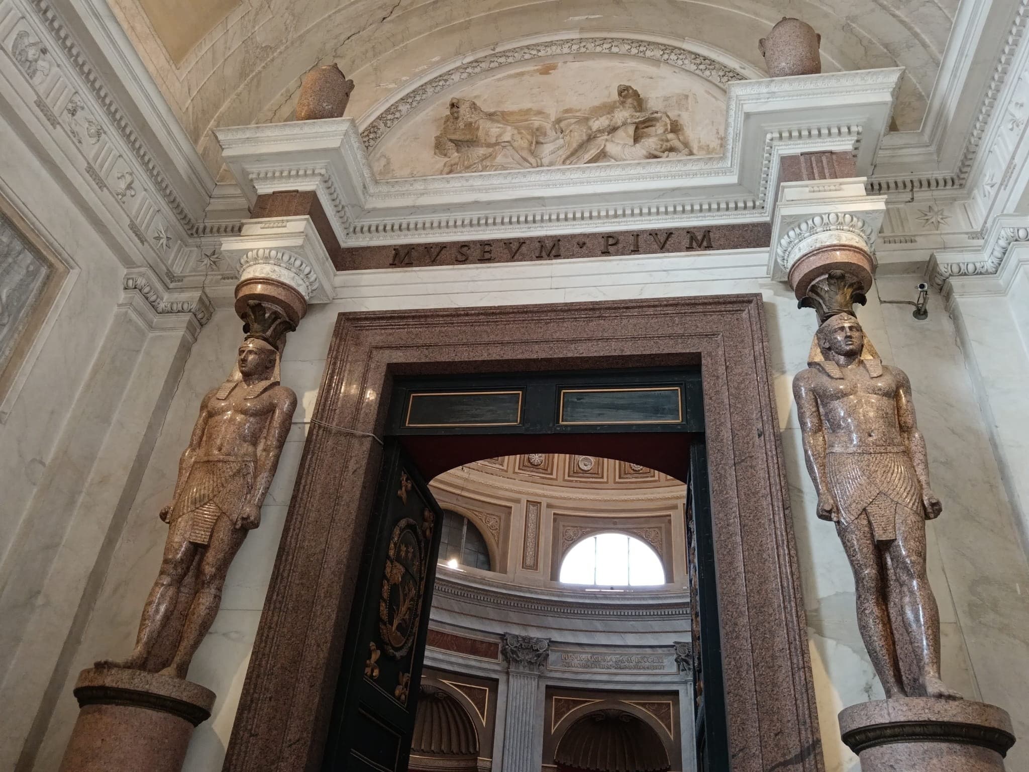 Skip-the-Line Vatican Museums & Sistine Chapel Audio Tour in Roma photo 3