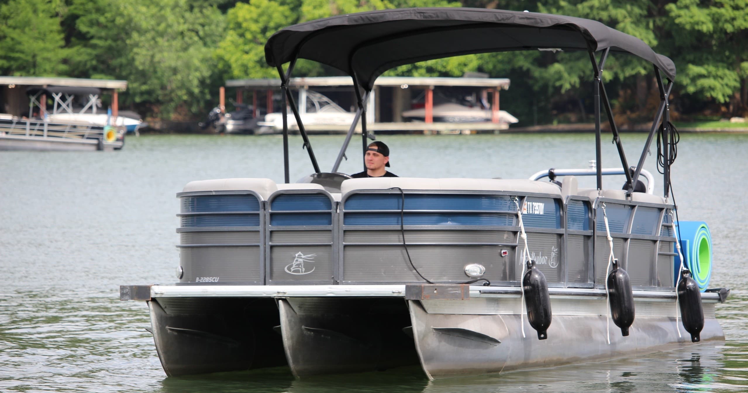 Private Pontoon Charter on Lake Travis in Austin, TX