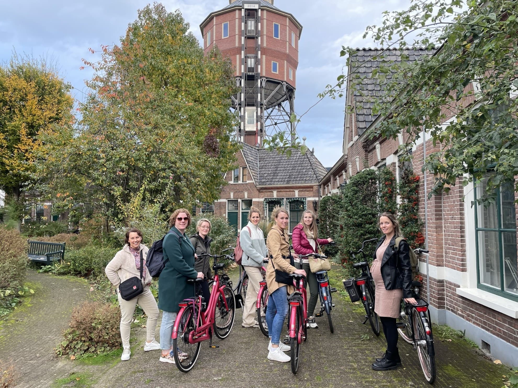 Circle Groningen by Bike — Fietstour Rondje Stad! 2.5-Hour City Tour