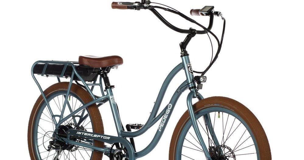 Explore Ohio's Peninsula on an Interceptor 26" Electric Bike Rental