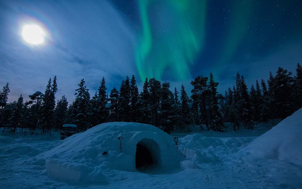 Winter Wilderness & Northern Lights at Kiruna Guidetur