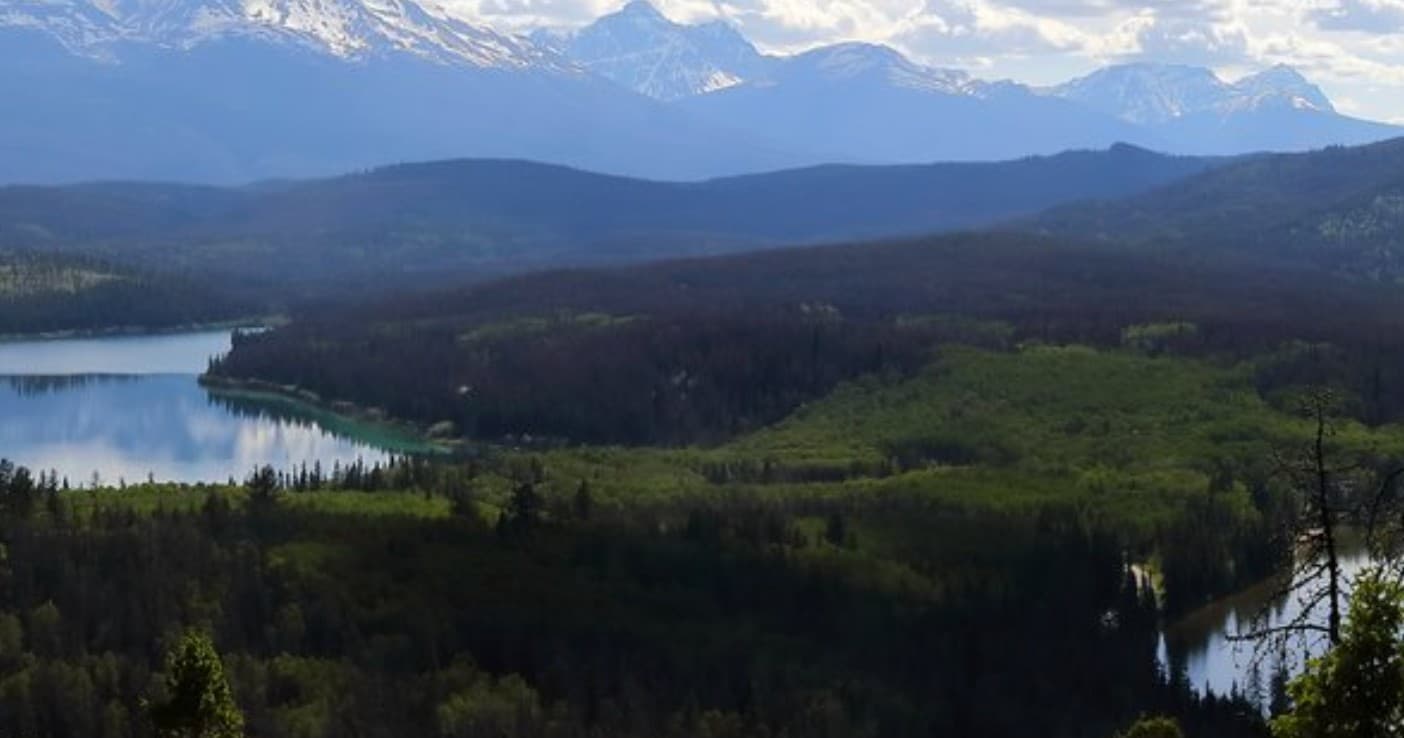 Hiking Adventure at Pyramid Bench with Starry Summit Mountain Adventures