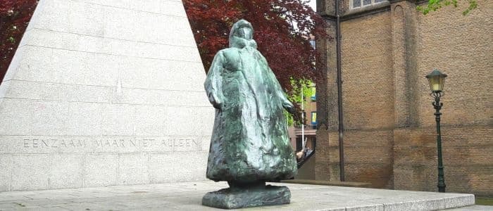 Walking Tour & Women's History in The Hague