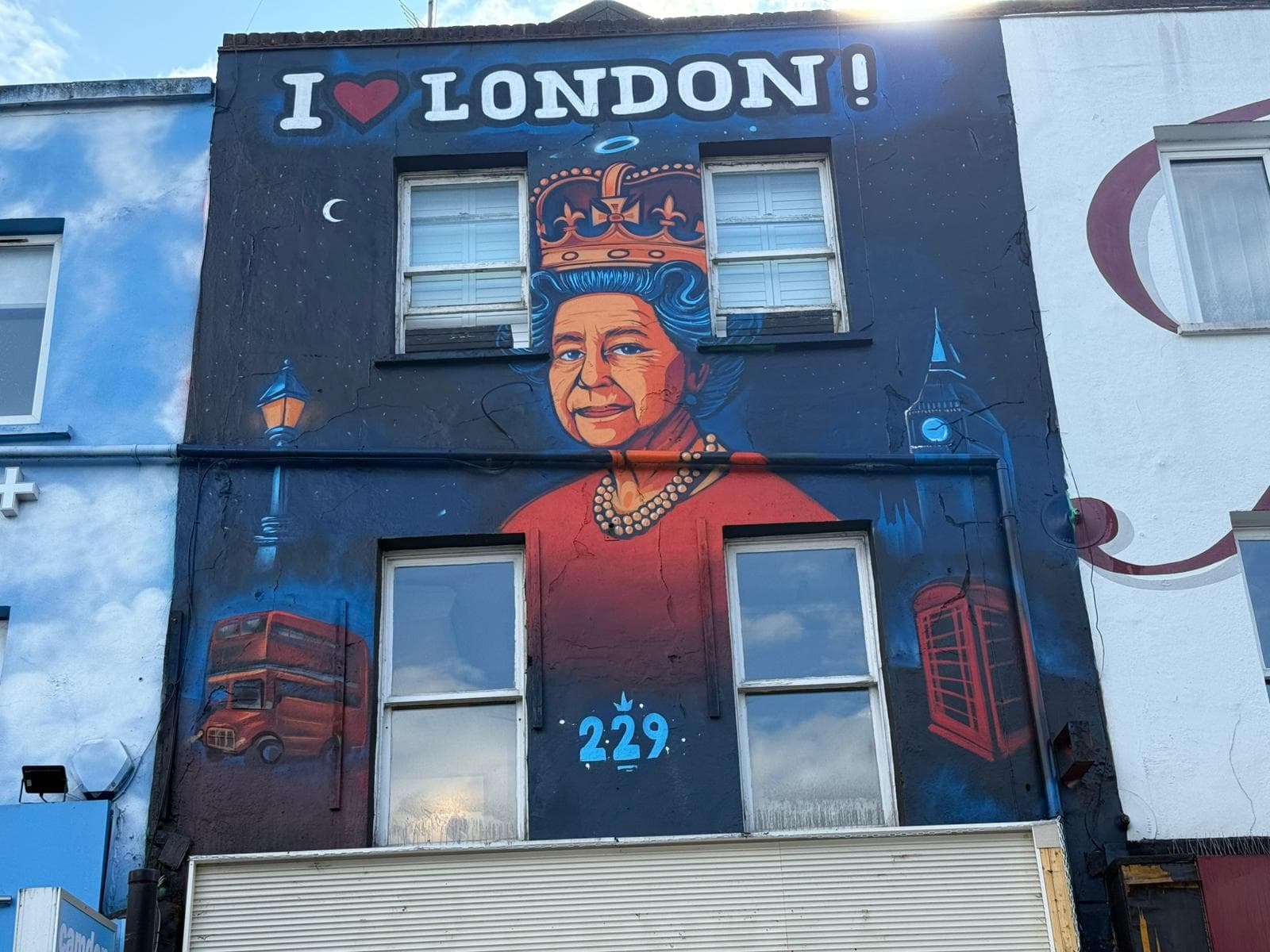 Camden Town free walking tour: explore markets, music, and Regent's Canal photo 3