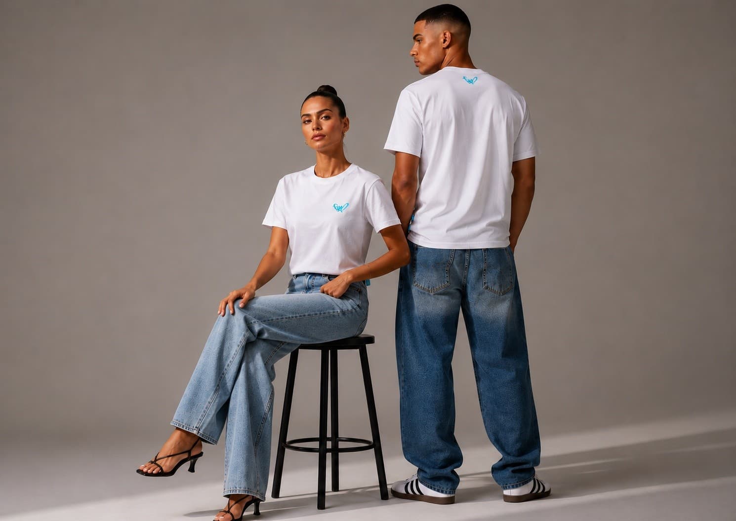Feel Porto T-Shirt: A Wearable Souvenir from Rua do Bolhão photo 2