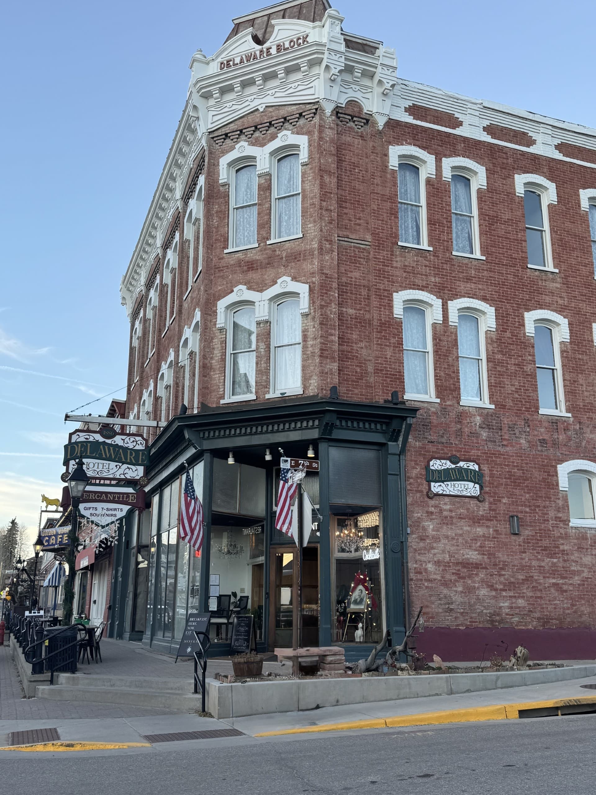 Leadville Bar Crawl: Gunfighters, Ghosts and Historic Saloons on Harrison Avenue photo 4