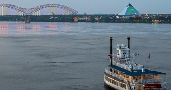 Water Activities & City Tour with Memphis Best Tours
