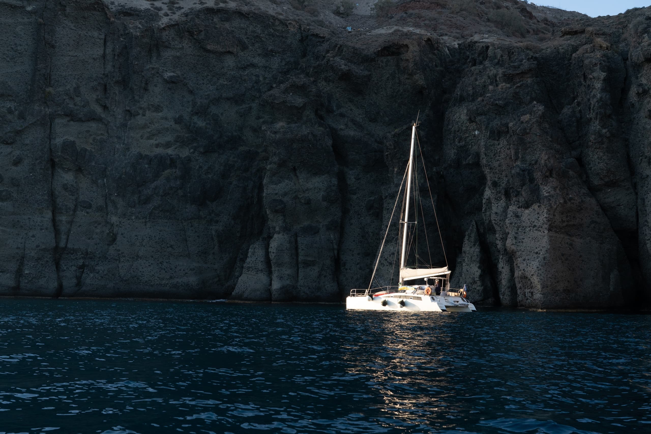 Water-Activities: Full Day Catamaran Cruise in Santorini