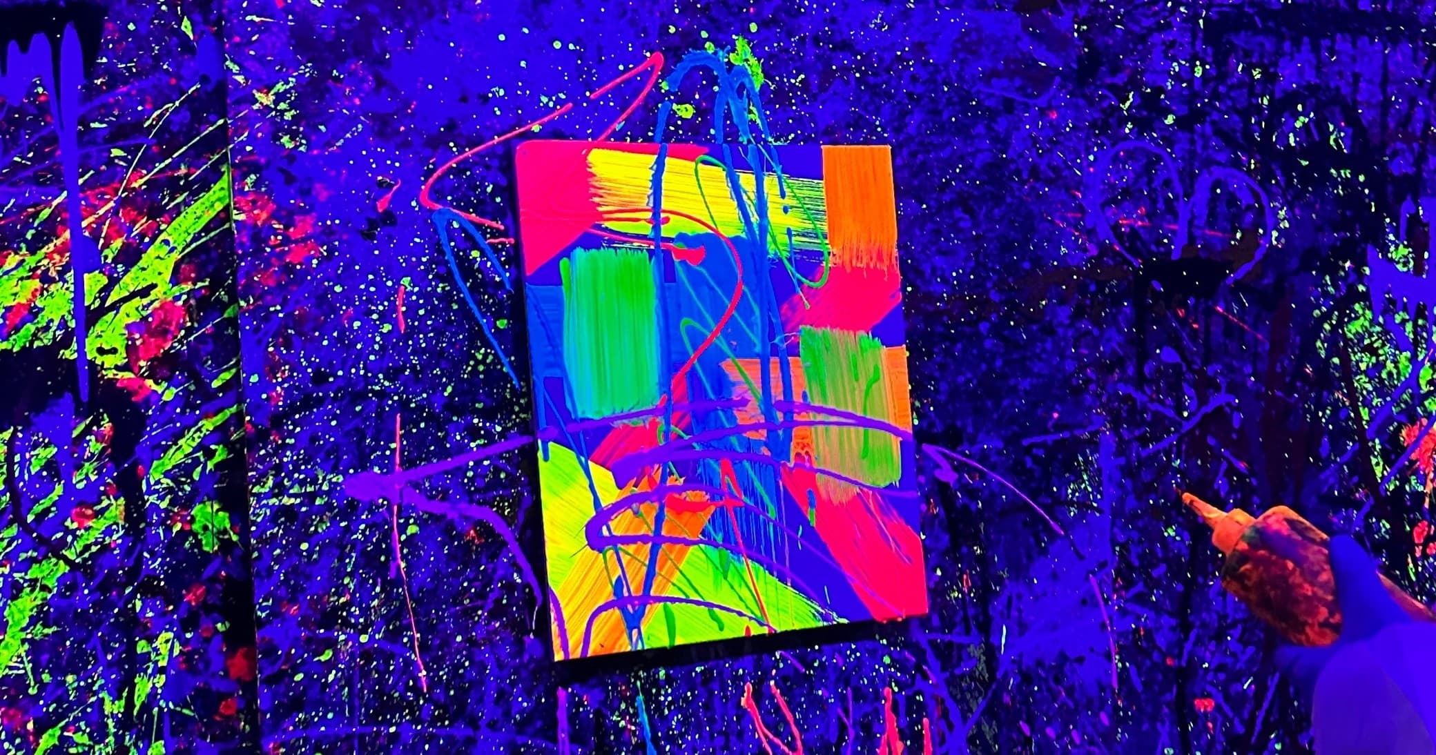 Glow Acrylic Pour: Create Marbled Canvas Art at Atlanta Perimeter Studio photo 1