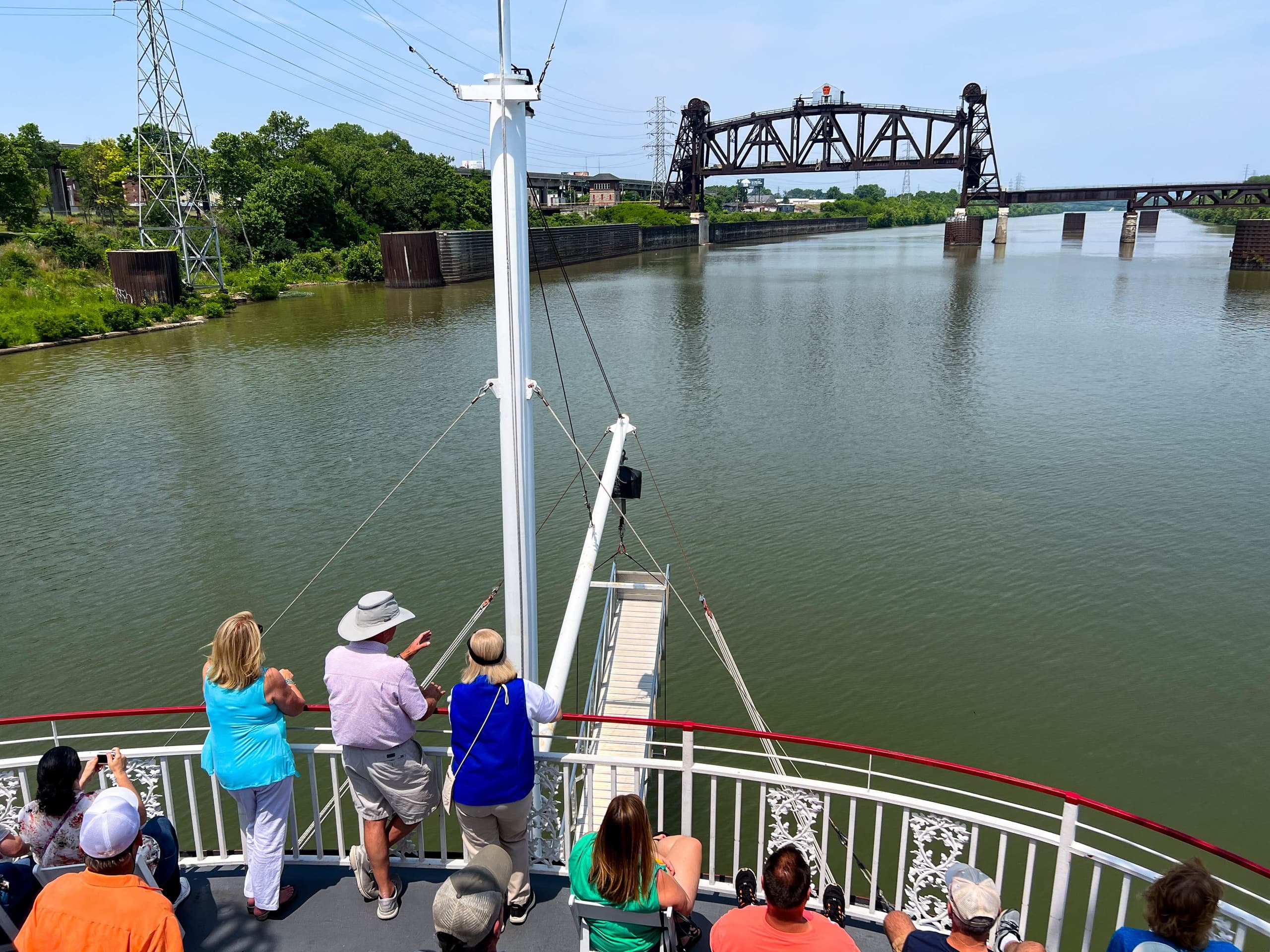 Louisville Sightseeing with Belle of Louisville’s McAlpine Locks Cruise