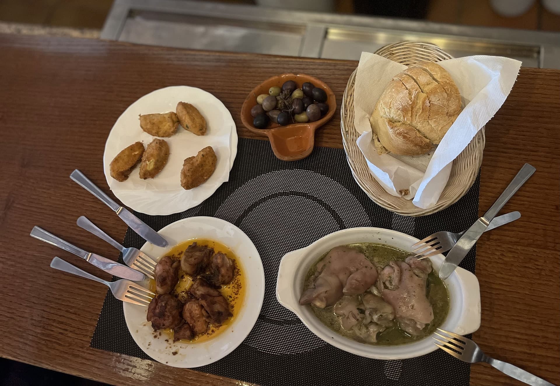 Culinary & Walking Tour in Borba with Petiscando no Alentejo