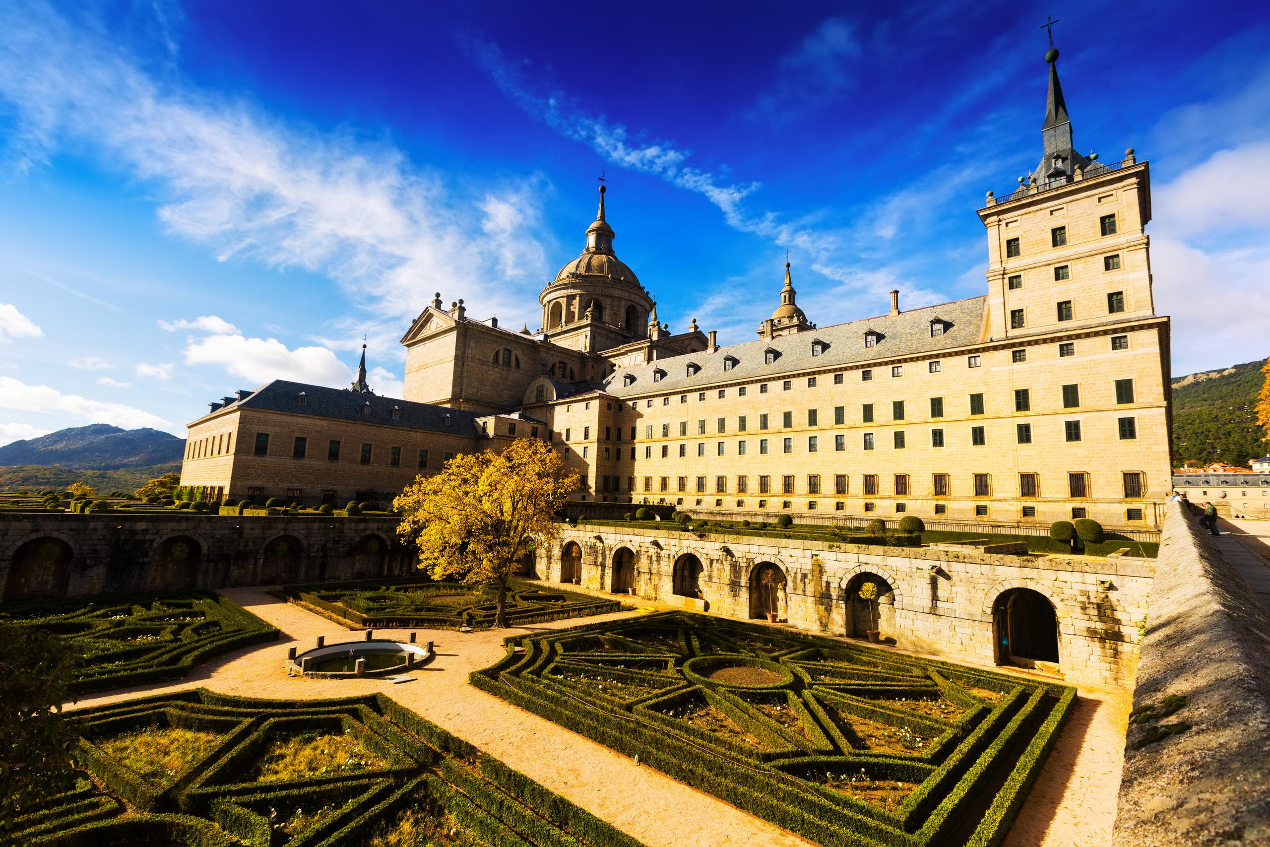 Madrid Day Trip with Amigo Tours Europe - Discover Avila, Segovia & El Escorial