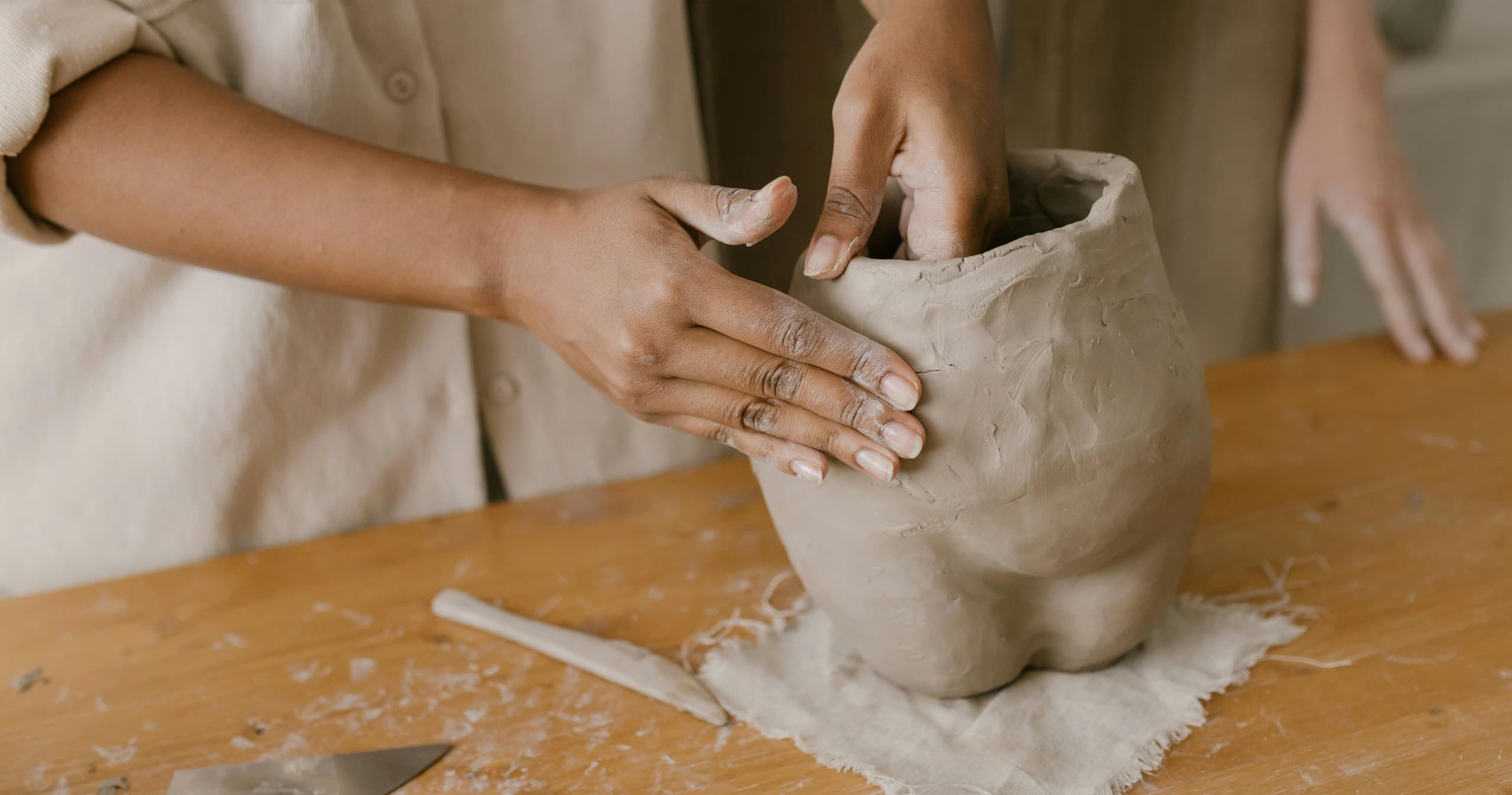 8-Week Ceramics Course in Koog aan de Zaan: Learn Handbuilding & Glazing