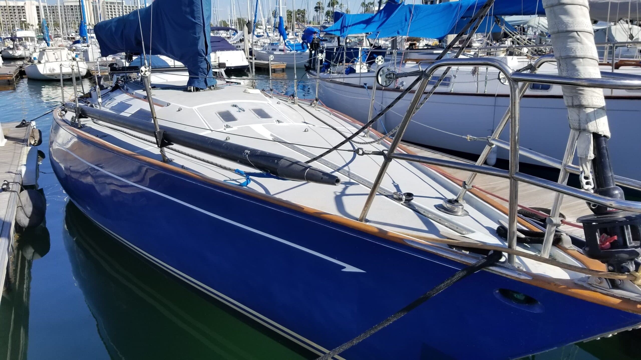Private Luxury Power Yacht Charter on San Diego Bay — 2-Hour Group Cruise