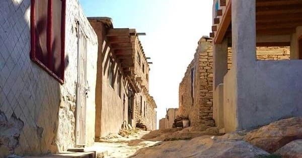 Explore Acoma Pueblo: Private Walking Tour from Albuquerque