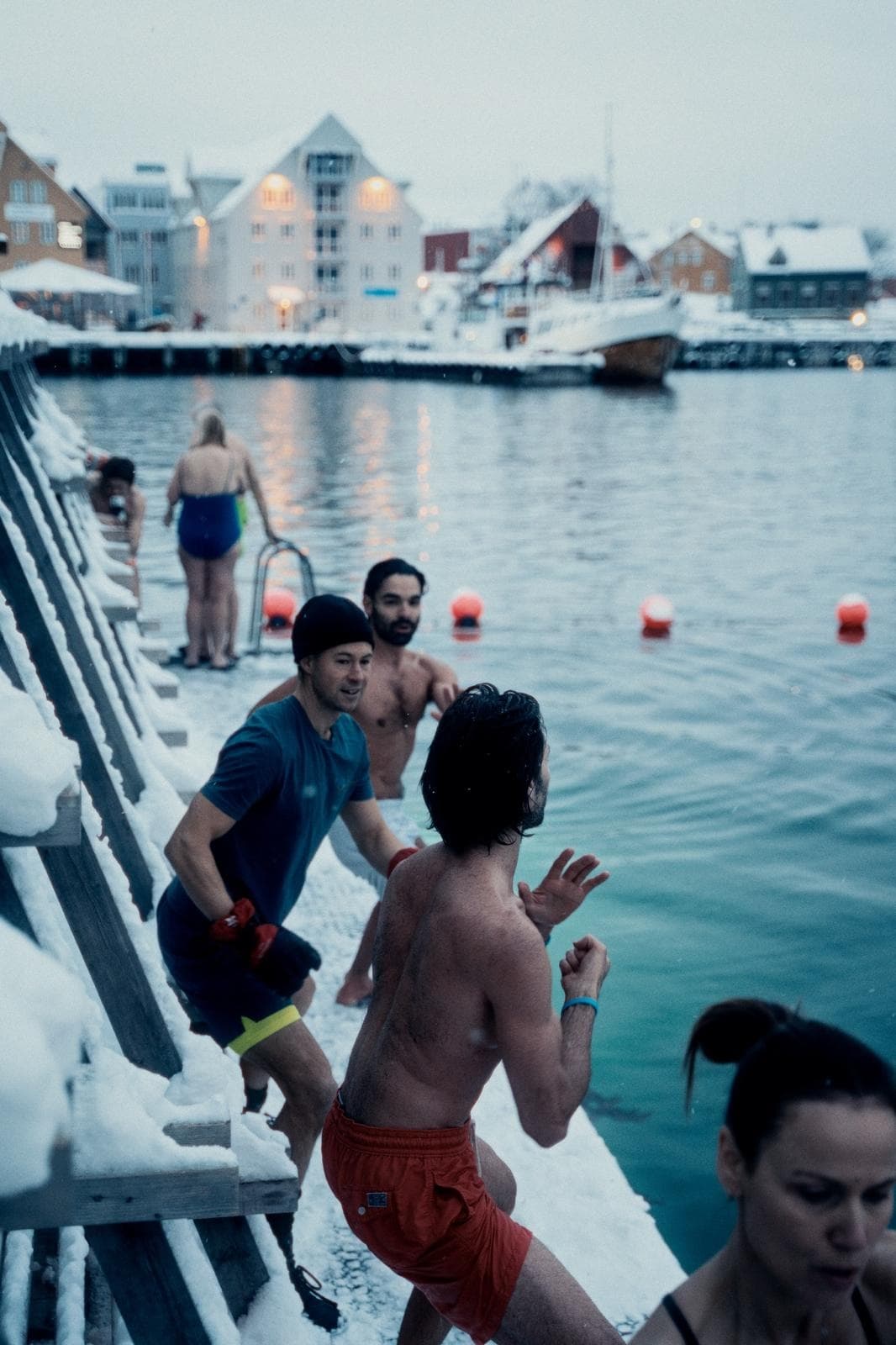 Cold, Calm & In Control: Breathwork, Ice Baths and Sauna Reset in Undersåker photo 1