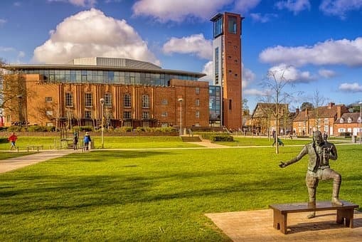 Stratford Walking Tours with Walk Talk Show