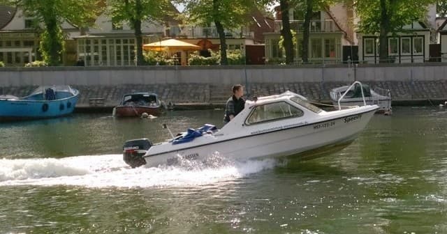 Boat Adventure with Bootsterrassen Am Alten Strom
