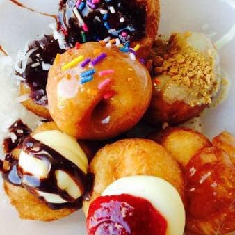 Land Adventures: Key Culinary Tours at St. Armands Circle