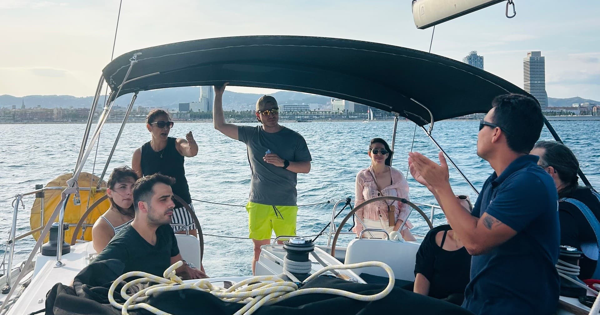 Sailing Tour en Velero — Two-Hour Barcelona Skyline Cruise from Moll de la Marina
